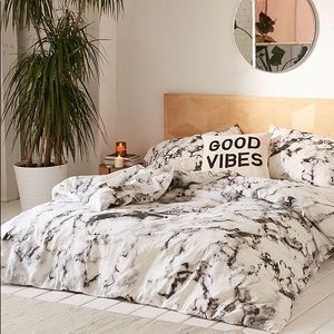 UO Comforter Set Twin XL
